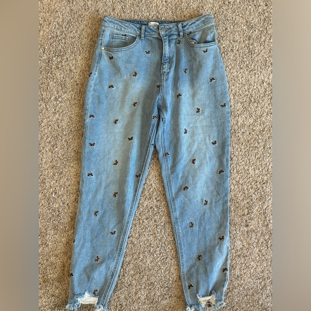 Love, fire junior womens butterfly embroidered detail blue jeans - size 11